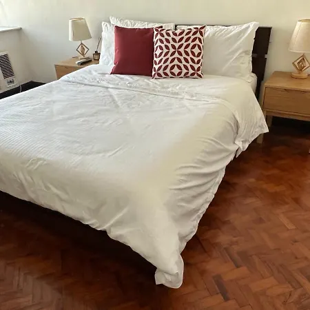 Suites De Marina Manila 2 With Netflix